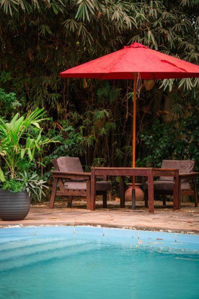 Hotel Hibiscus House Gambia Brufut Exterior foto